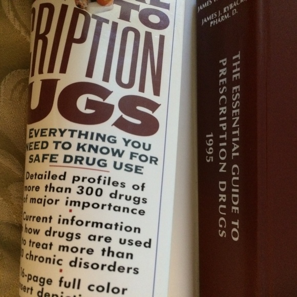 Vintage Hardcover: The essential guide to prescription drugs. Informative - Picture 8 of 13